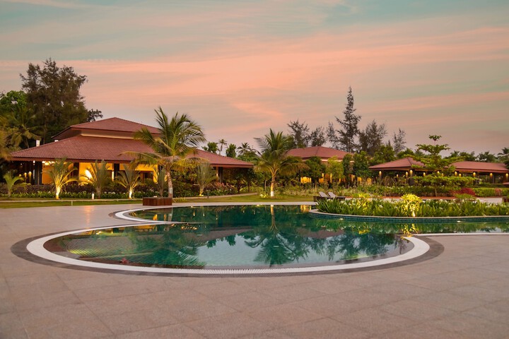 Pool 21 of 42