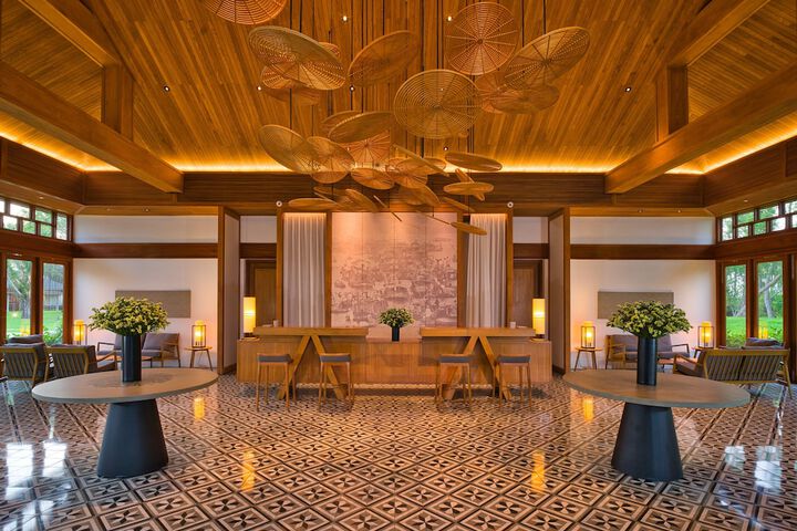 Hotel Interior 186 of 212