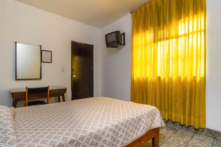 Room 7 of 36