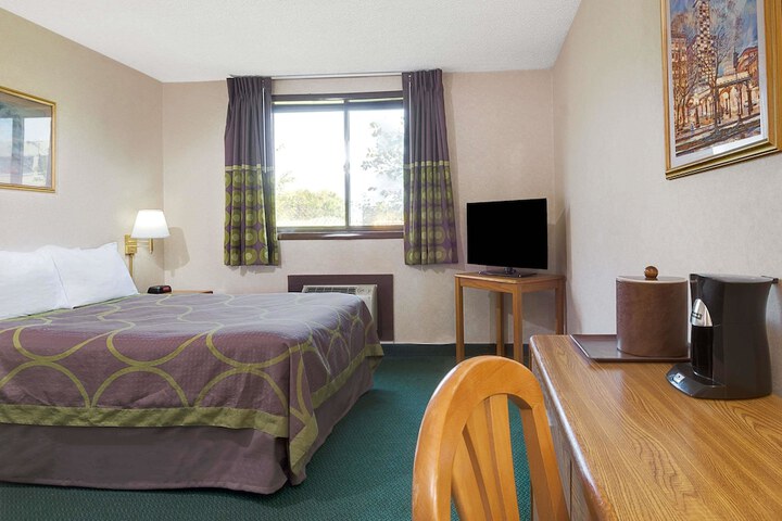 Double Bed (5 of 10)