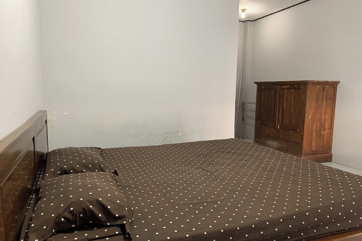 Room 29 of 59