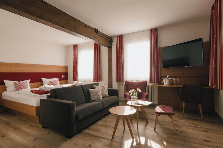 Room 12 of 43