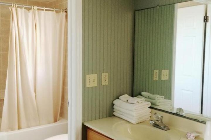 Room 14 of 20