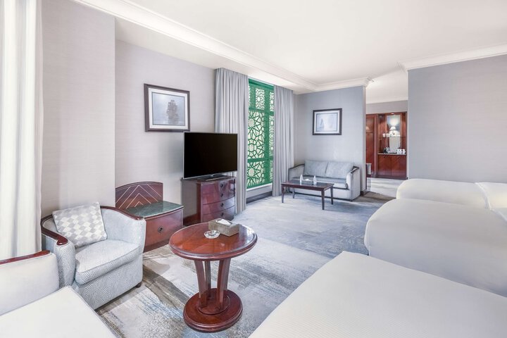 Room 71 of 139