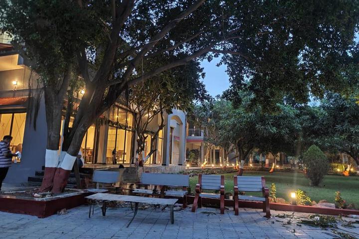 HOTEL SILVER LEAF SASANGIR