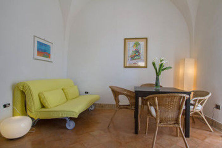 Room 21 of 26