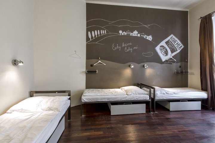 Room 7 of 71
