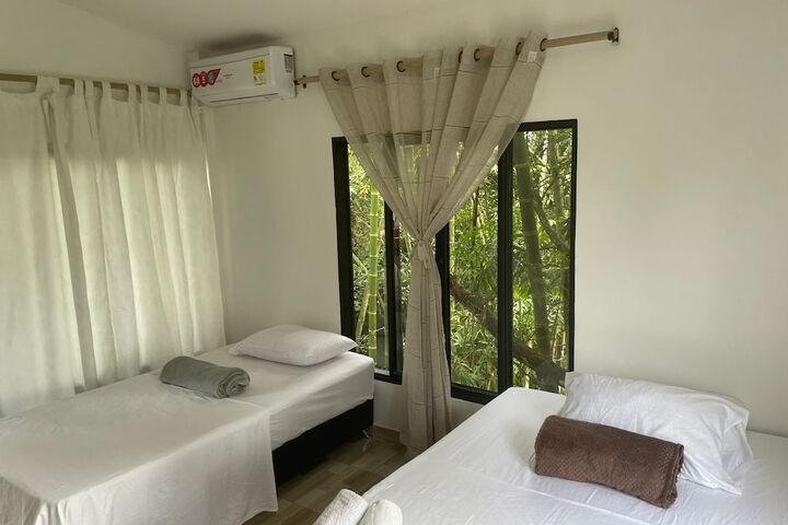 Room 3 of 8