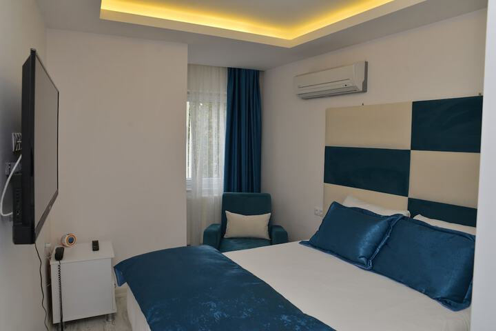 Room 14 of 31