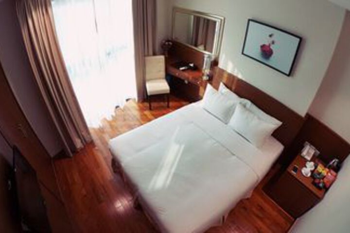 Room 12 of 31
