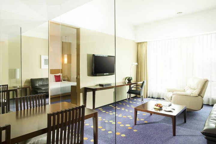 Room 19 of 122