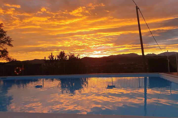 Pool 54 of 66