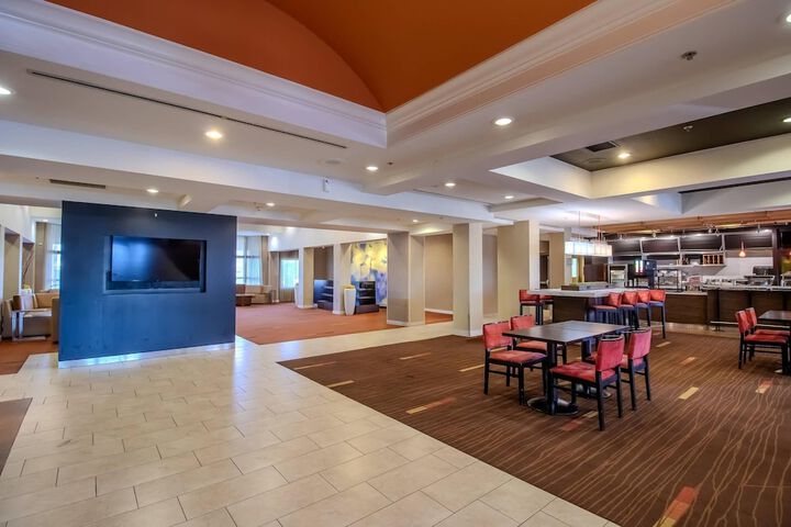 Guest Lobby