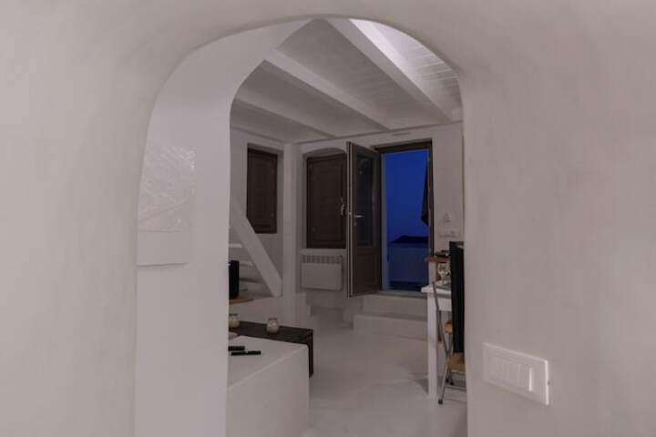 Room 44 of 65