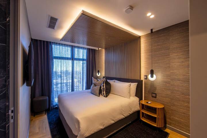 Room 45 of 143