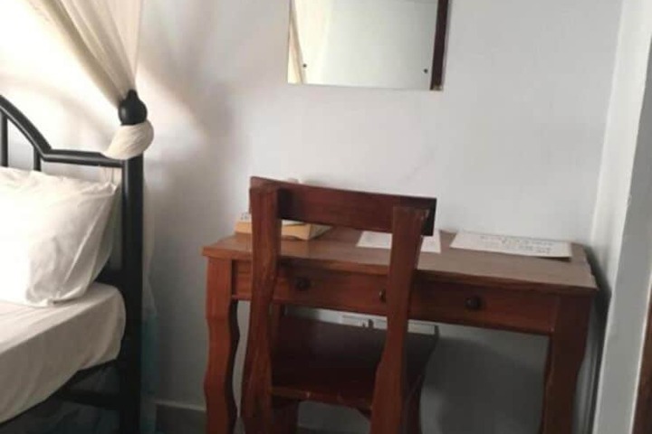 Room 16 of 29