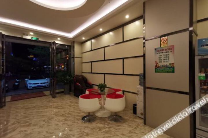 Hotel Interior 8 of 16