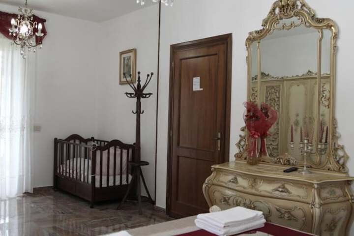 Room 15 of 59