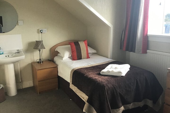 Room 28 of 57
