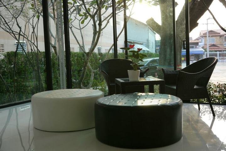 Hotel Interior 6 of 27