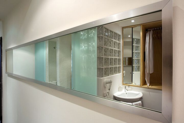 Room 5 of 21