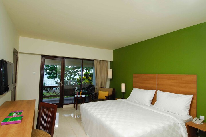 Room 9 of 20