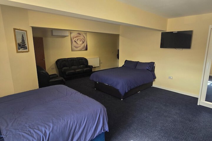 Room 11 of 69