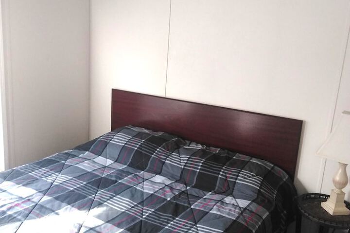 Room 3 of 25