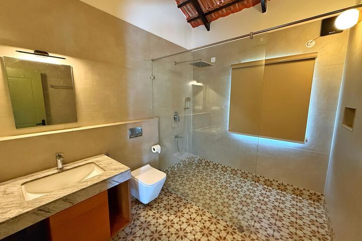 Room 7 of 20