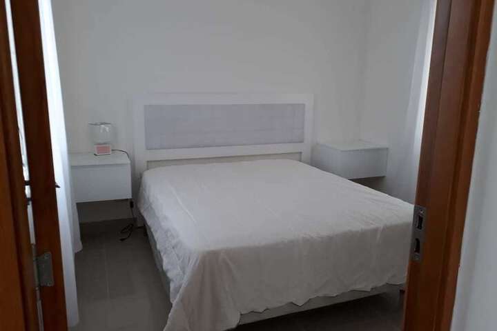 Room 2 of 36