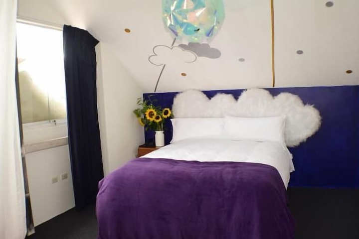 Room 20 of 28