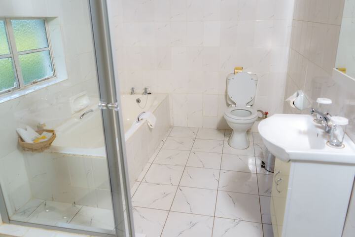 Room 20 of 42