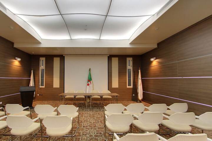 Ballroom/Hall 30 of 36
