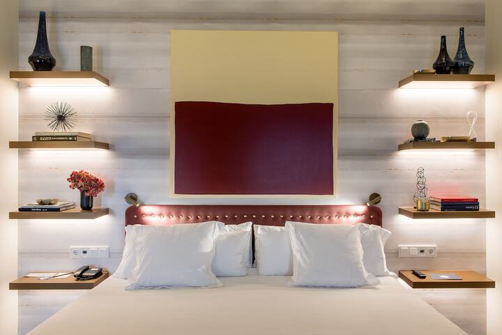 Room 8 of 54