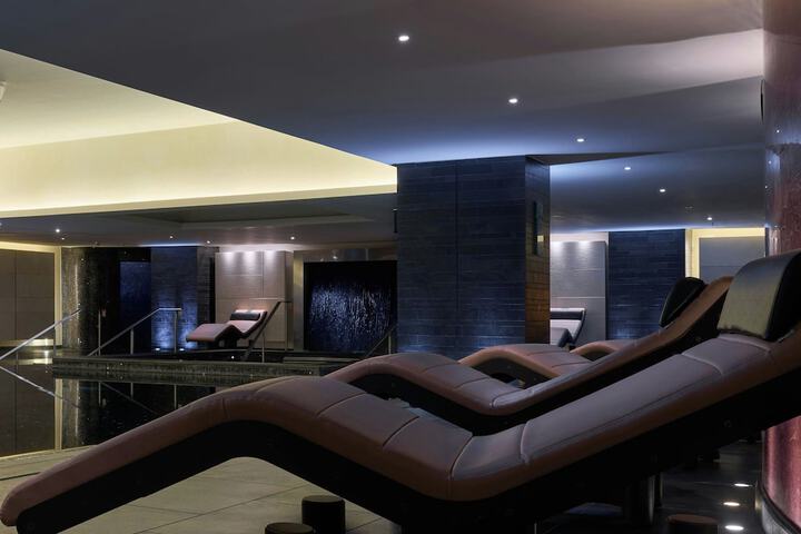 Pool 64 of 147