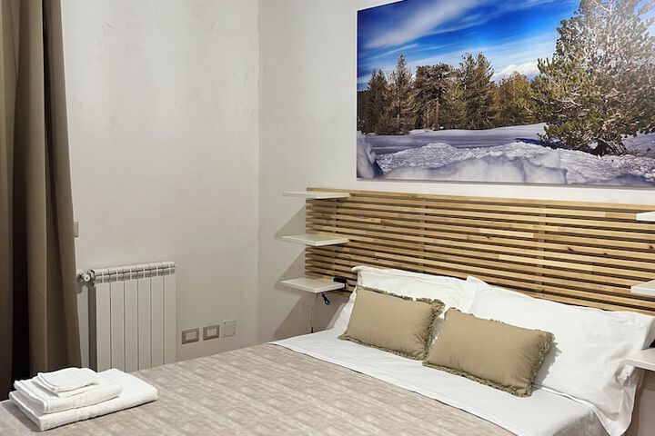 Room 10 of 34