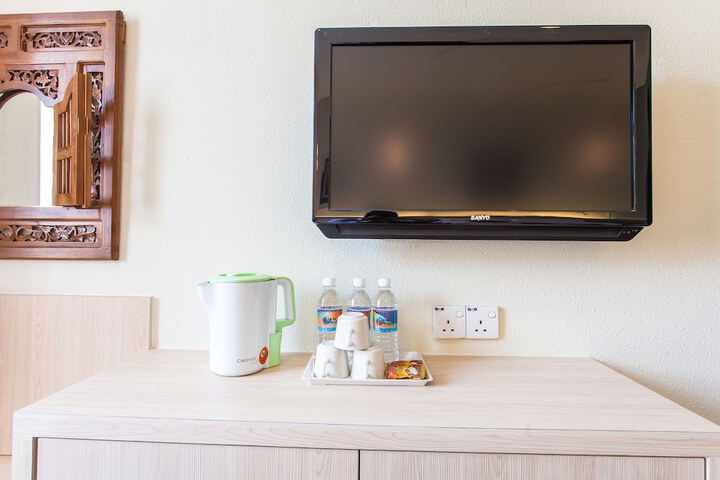 Room 10 of 27