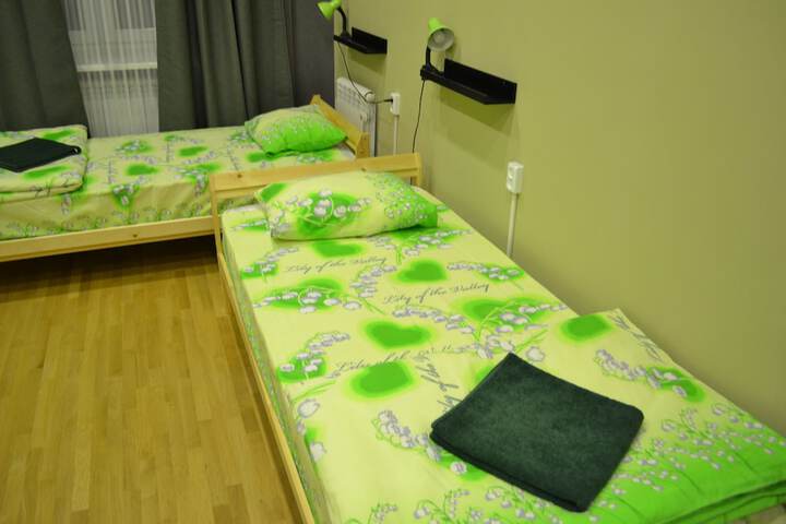 Room 15 of 33