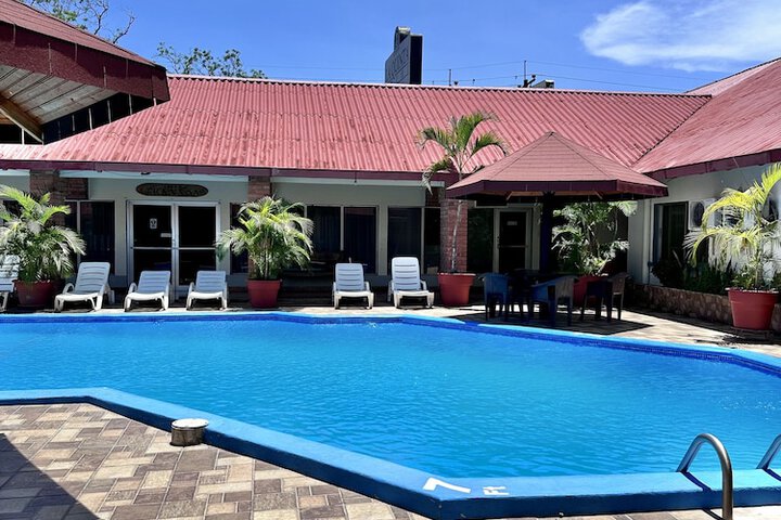 Pool Hotel