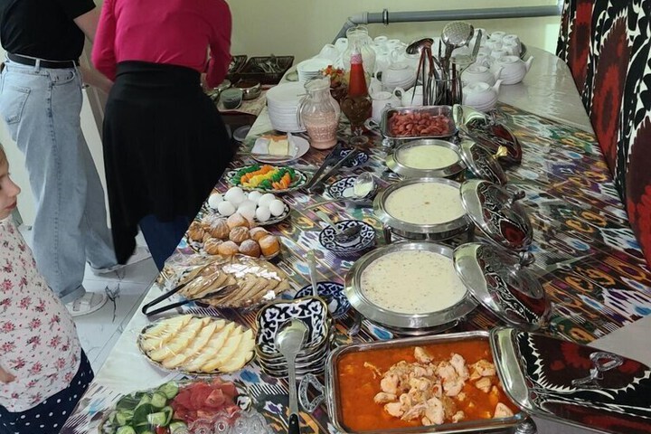 Dining 83 of 102