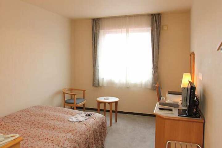 Room 15 of 49