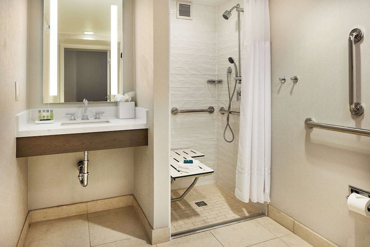 Bathroom shower