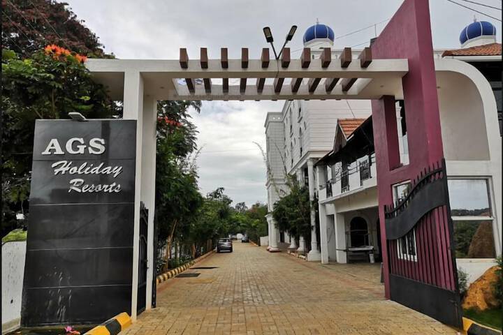 Exterior of Ags Holiday Resorts