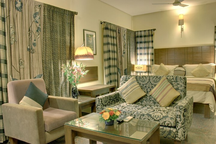 Room 5 of 27