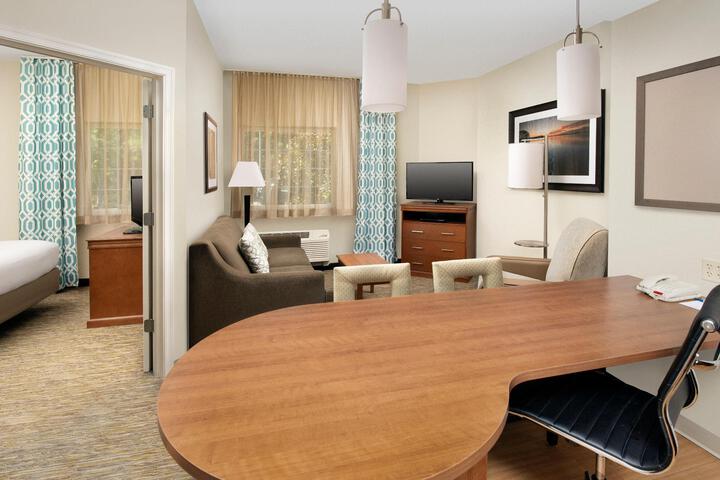 Studio Suite King Bed (8 of 14)