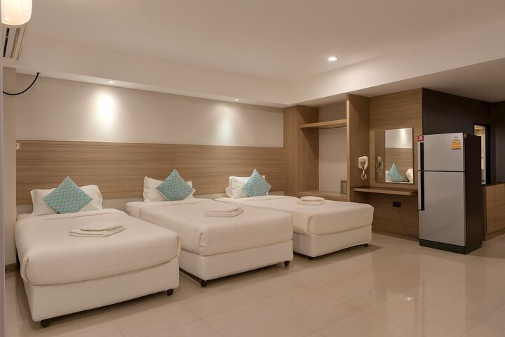 Room 13 of 31