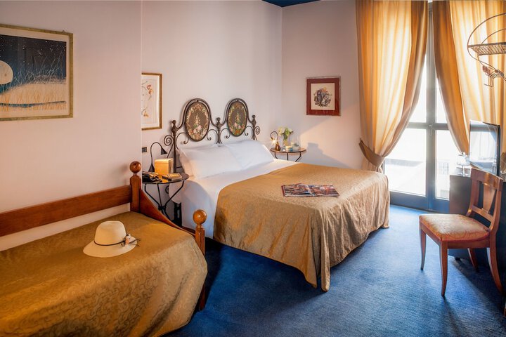 Room 2 of 45