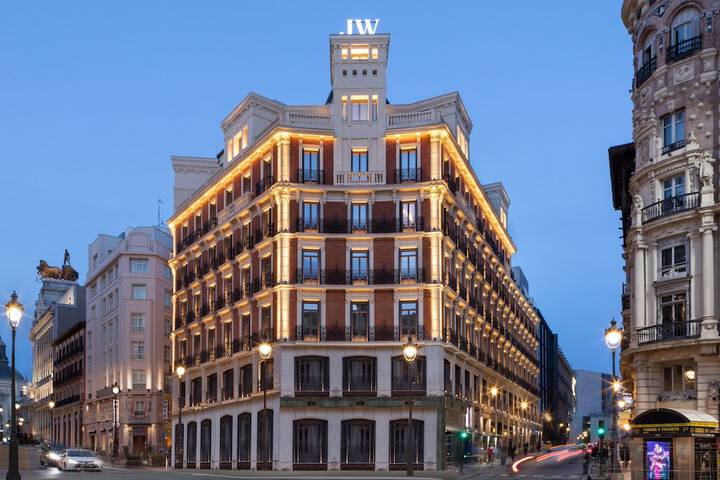 Hotel 128 of 137