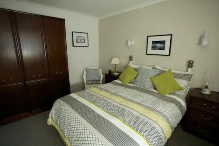 Room 2 of 15