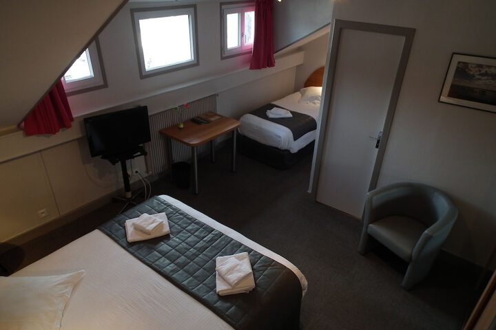 Room 9 of 62